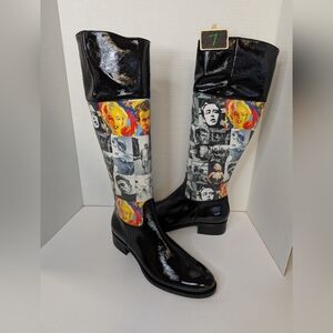 Rain Boots Side Zipper   Never Worn Hollywood Newsprint Size 7